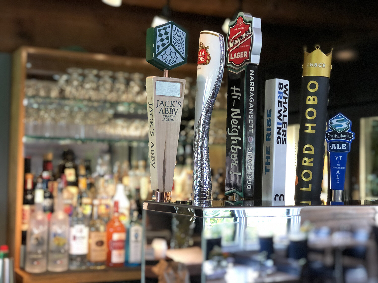 BeerTapsLiqrBackGood.jpg